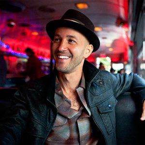 Meet your Posher, Todd